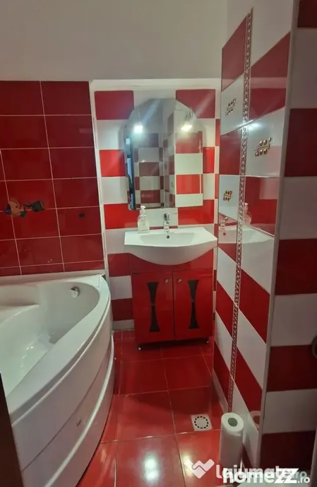 Doua camere comfort maxim, zona Trocadero. - Constanta (Constanta)