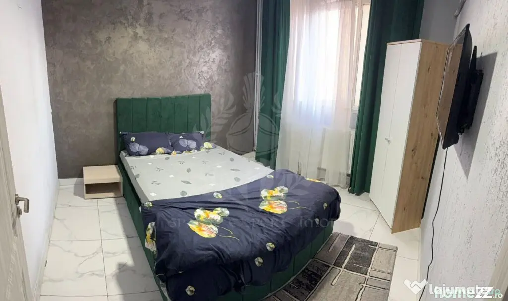//3 CAMERE//DECOMAMDAT// BULEVARDUL REPUBLICII//