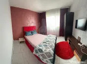 //3 CAMERE//DECOMAMDAT// BULEVARDUL REPUBLICII// 