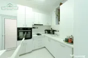 Apartament cu 4 camere si centrală proprie, zona Ultracentr