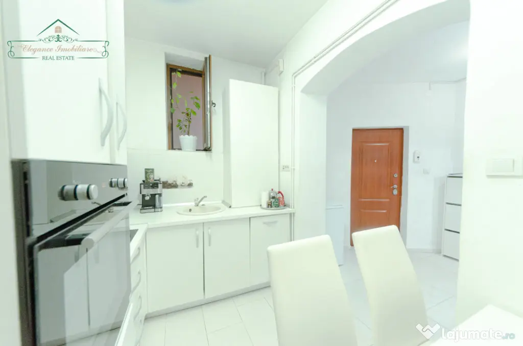 Apartament cu 4 camere si centrală proprie, zona Ultracentr