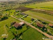 Casuta cu teren de 1.500 mp, Calnic, Covasna, la 10 minunte 