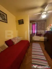 Apartament 3 camere de vânzare, 65 mp, zonă Centrală