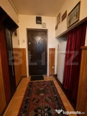 Apartament 3 camere de vânzare, 65 mp, zonă Centrală