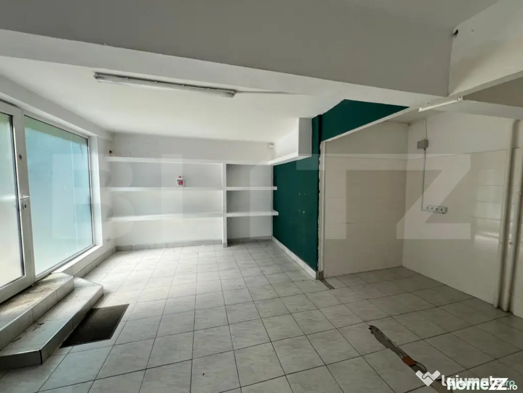 Spațiu de birouri, 35 mp, vitrină la stradă, ultracentral