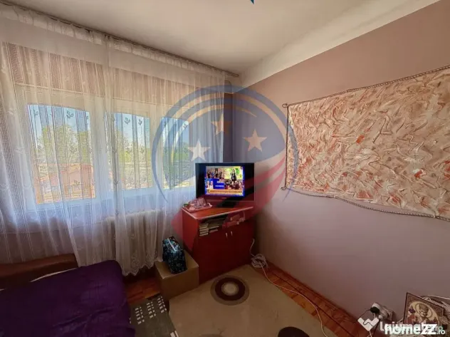 Apartament 2 camere decomandat Rovine, etaj 3/4