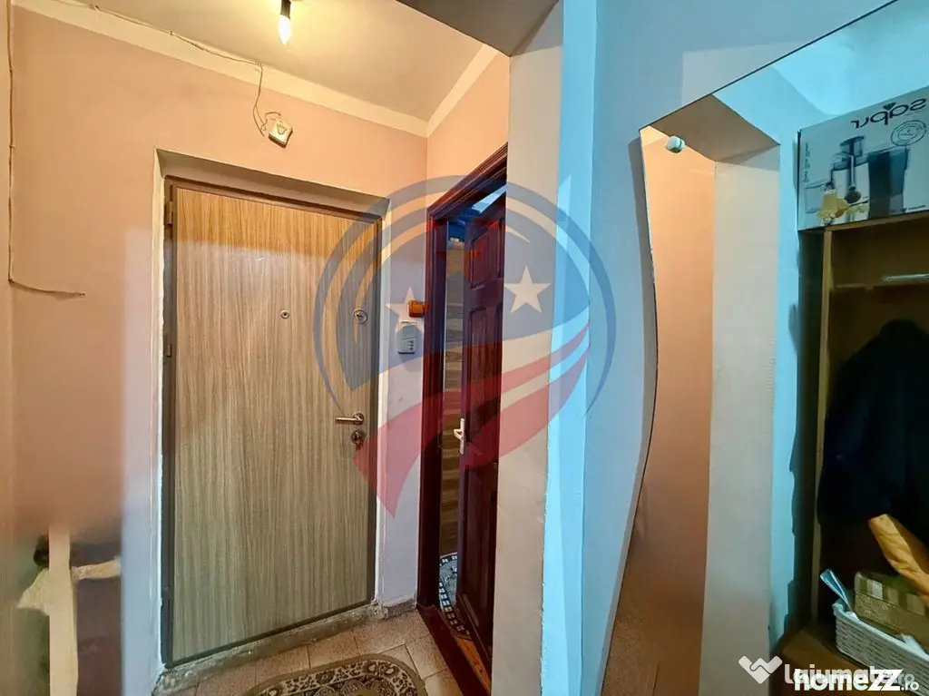 Apartament 2 camere decomandat Rovine, etaj 3/4