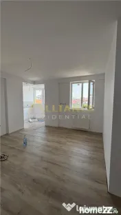 Garsoniera moderna || lift || aproape metrou || parcare ||