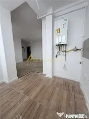 Garsoniera moderna || lift || aproape metrou || parcare ||