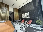 2 camere lux One Herastrau Towers 