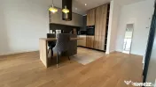 2 camere lux One Herastrau Towers 