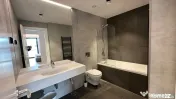 2 camere lux One Herastrau Towers 