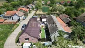 Casă renovată la cheie cu 2 camere în Pecica 