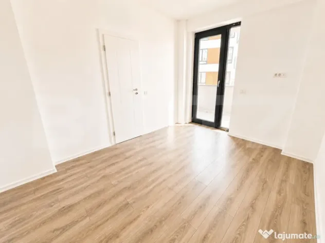 Apartament cu 3 camere, 66 mp, zona Centru