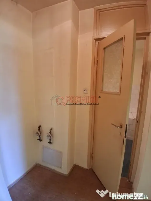 OPORTUNITATE | 3 Camere 72 MP | 2 Băi | Parcare | Zona