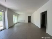 Spatiu Comercial , parter bloc nou construit , zona Nerva Tr 