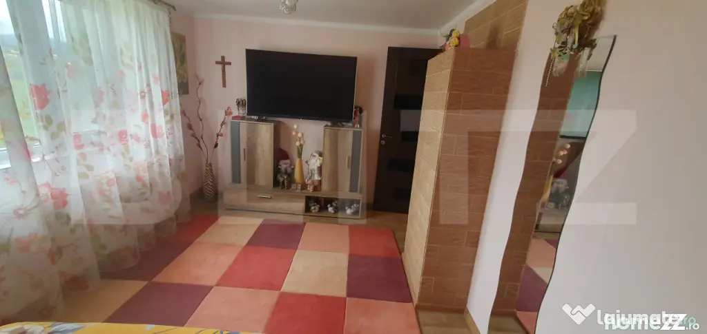 Casă modernă 7 camere, 246 mp, utilata, mobilata, zona Sar