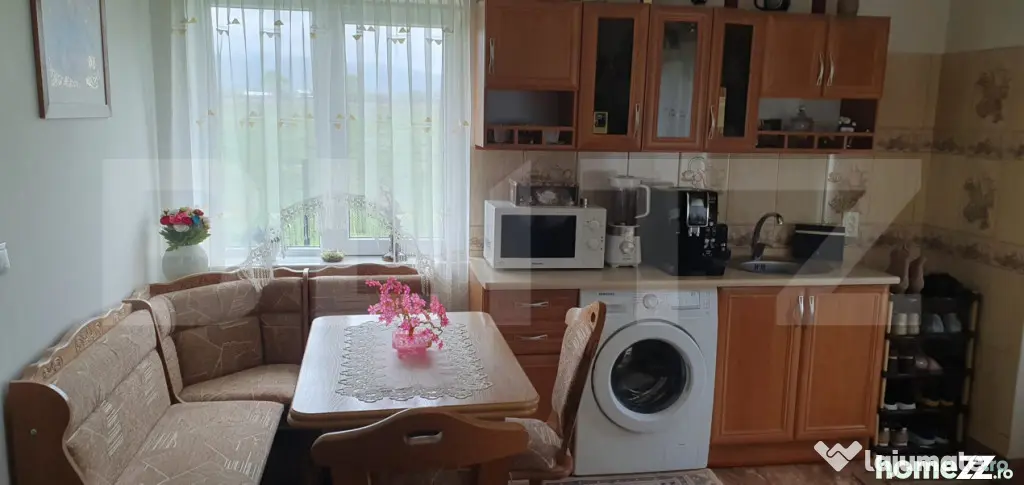 Casă modernă 7 camere, 246 mp, utilata, mobilata, zona Sar