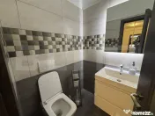 Apartament de 3 camere, in zona centrala, recent renovat! 
