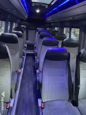 Mercedes Sprinter 516 20+1 