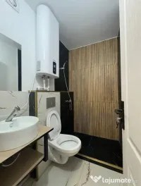 PF Poitiers Towers - Socar Camera de camin, renovata complet 