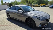 Vând Hyundai Elantra Highway CN7