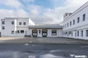 Spatiu industrial/comercial P+1, 3400 mp utili, teren 4000 m 