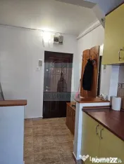 De inchiriat apartament semidecomandat, 2 camere, parter ... 