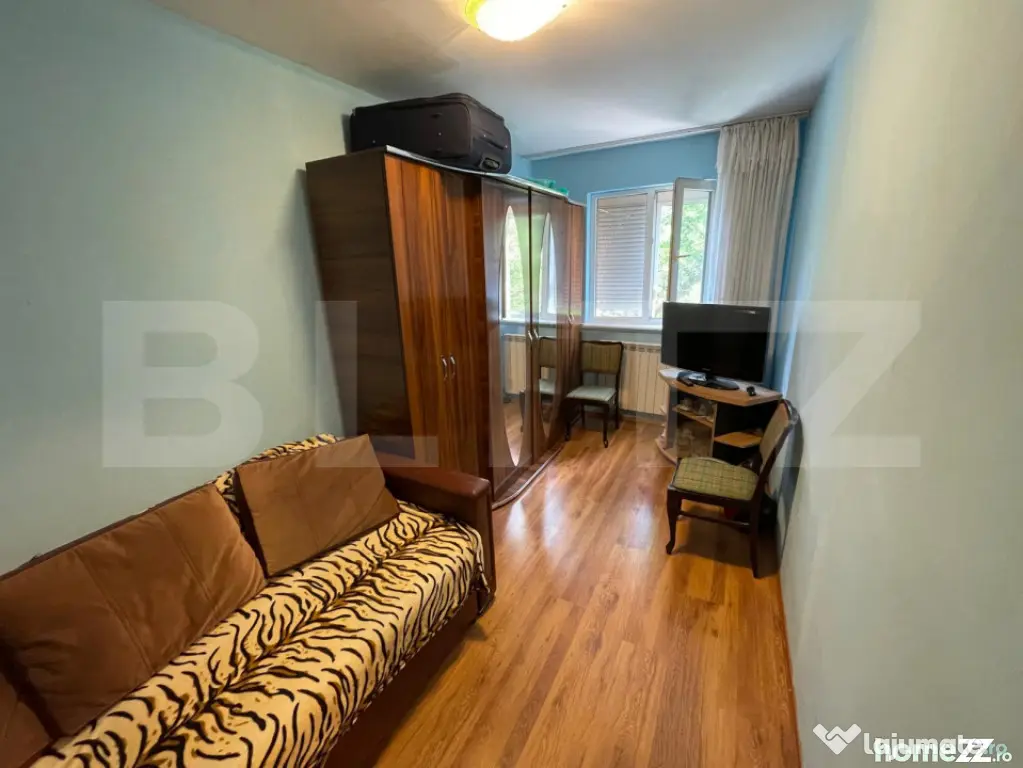 Apartament 3 camere semidecomandat, 49.70 mp, etaj 3, zona C