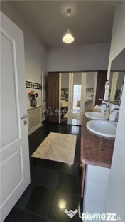 Casa boiereasca, eleganta,piscina, mobilata, teren 613 mp - 