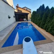 Casa boiereasca, eleganta,piscina, mobilata, teren 613 mp - 