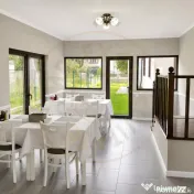 Pensiune renovata in Busteni, 14 camere, teren 900 mp, zona 