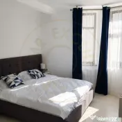 Pensiune renovata in Busteni, 14 camere, teren 900 mp, zona 