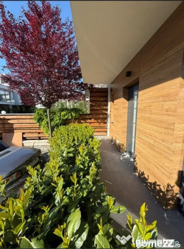 Casa individuala P+2E | 185 mp utili | Curte proprie | Chitila padure