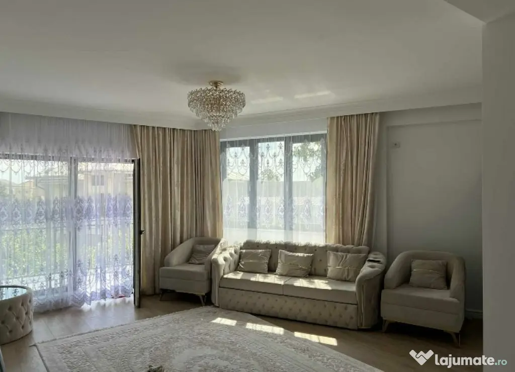 Apartament De Lux Cu 3 Camere Decomandate Zona Burdujeni - Cuza Voda 3