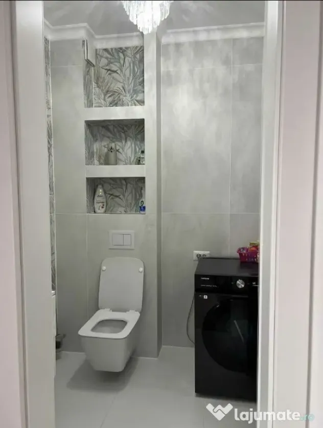 Apartament De Lux Cu 3 Camere Decomandate Zona Burdujeni - Cuza Voda 3