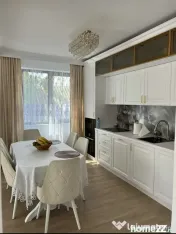 Apartament De Lux Cu 3 Camere Decomandate Zona Burdujeni - Cuza Voda 3 