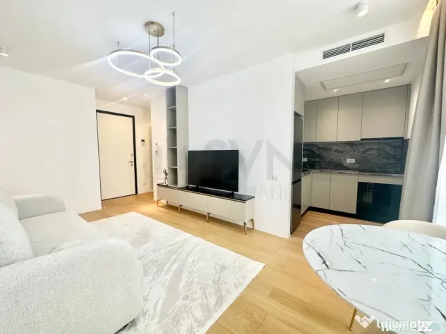 STUDIO l PRIMA l ONE LAKE CLUB l AVIATIEI