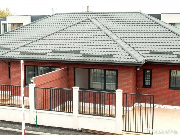 Casa cu 4 camere tip duplex Tunari