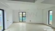 Vila Noua Curte 175 mp