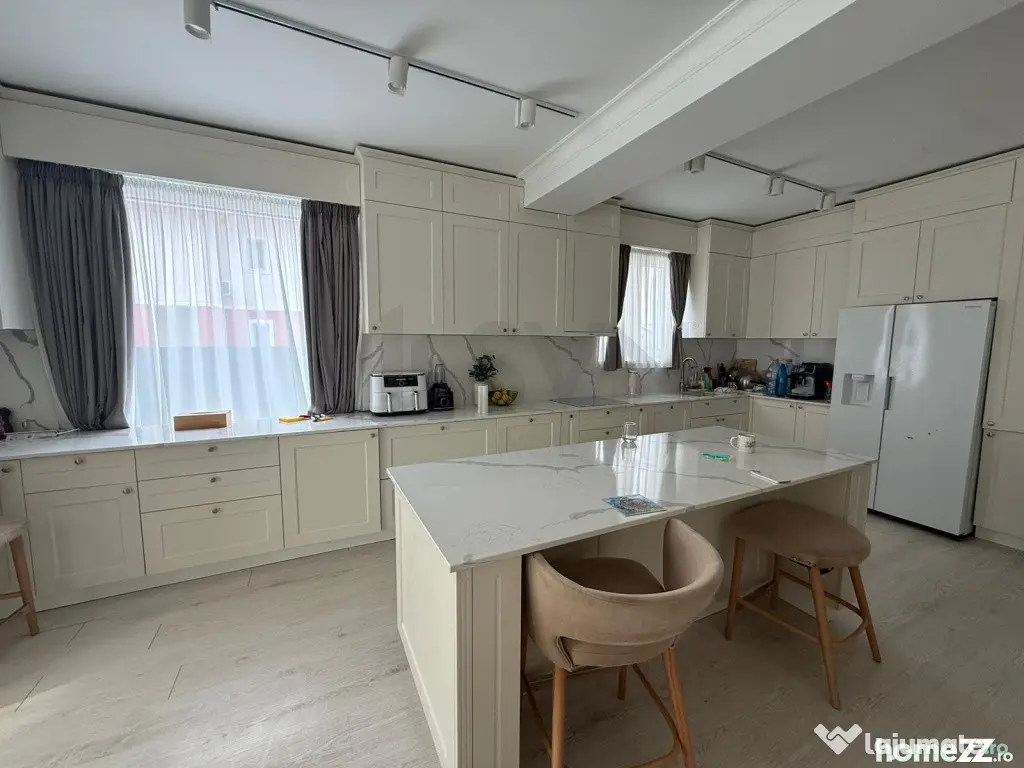 Pipera l American Village l Vila duplex 260 mp