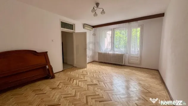 Vila Tip Boutique cu Curte Exclusiva de 200 MP l Bijuteri...