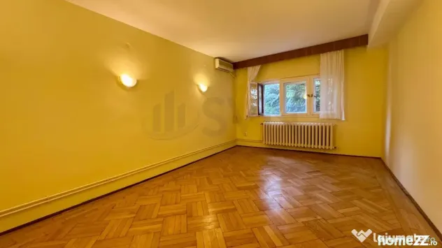 Vila Tip Boutique cu Curte Exclusiva de 200 MP l Bijuteri...