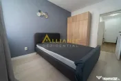 Apartament cu 200 mp TEREN - Mobilat si utilat -Metrou Berce 