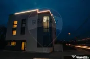Pensiune cu 8 camere de vânzare 