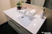 Pensiune cu 8 camere de vânzare 