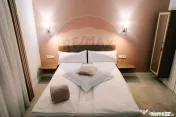 Pensiune cu 8 camere de vânzare 