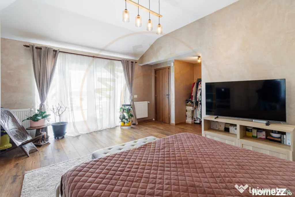 Casa Otopeni 4 camere, terasă extinsă + panouri solare