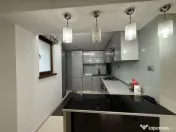 Calea Mosilor l Ideal investitie l Bloc cu 5 apartamente 