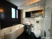 Calea Mosilor l Ideal investitie l Bloc cu 5 apartamente 